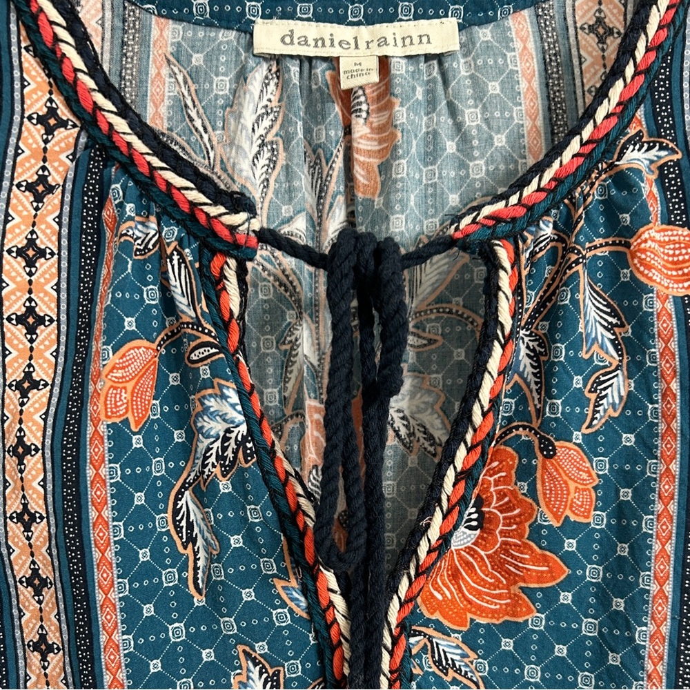 Daniel Rainn Blue & Orange Floral Camisole Shell, Boho Tasseled Tank Top, Medium - Picture 4 of 8